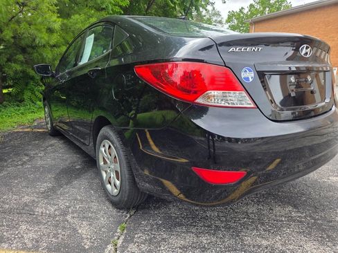 Used 2014 Hyundai Accent GLS w/ Option Group 2 FWD image 8
