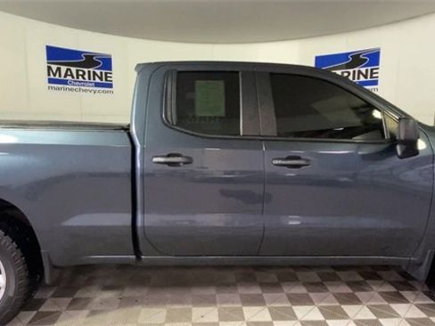 Used 2019 Chevrolet Silverado 1500 Custom w/ Custom Value Package image 2