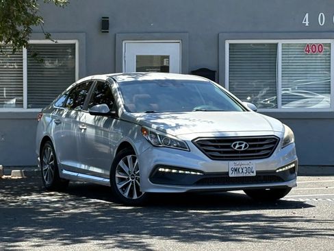 Used 2016 Hyundai Sonata Sport FWD image 3