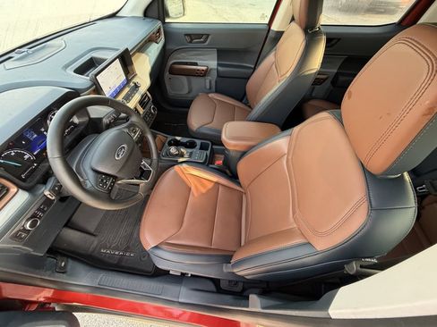 Used 2024 Ford Maverick Lariat FWD image 17