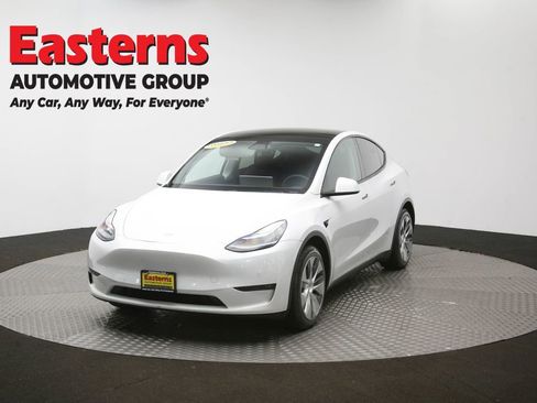 Used 2020 Tesla Model Y Long Range image 51