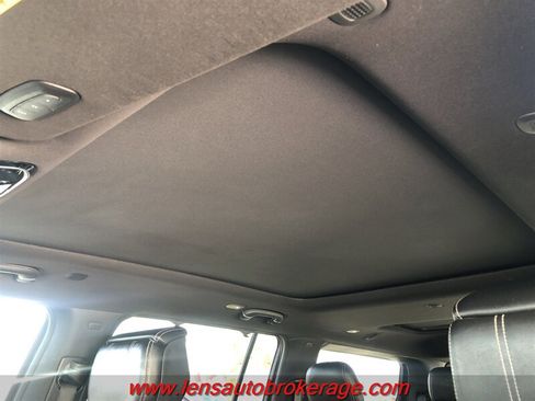 Used 2022 Jeep Grand Wagoneer Series I AWD/4WD image 14