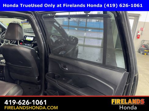 Certified 2020 Honda Pilot Black Edition image 43