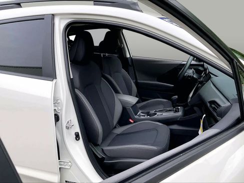 Used 2025 Subaru Crosstrek 2.0i Premium AWD/4WD image 9