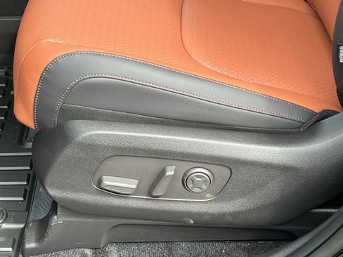 New 2026 Kia Carnival SX Prestige FWD image 19