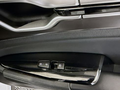 Used 2023 Kia Sportage EX image 31