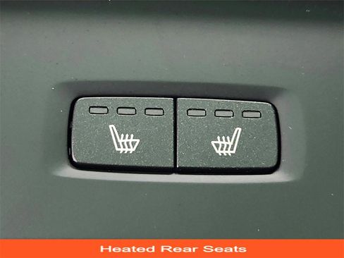 Used 2024 Volvo XC60 B5 Plus image 41