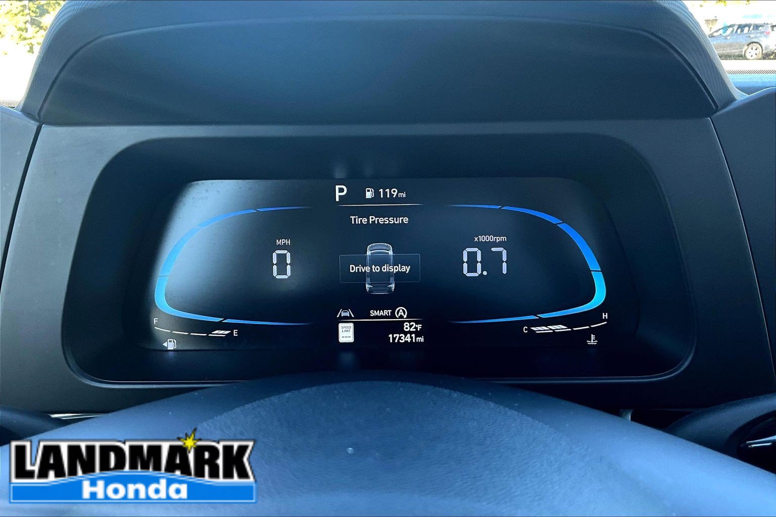 Used 2026 Hyundai Elantra SE FWD image 21