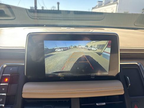 Used 2022 Chevrolet Tahoe Premier image 17