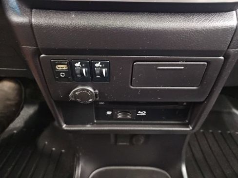 Used 2017 Toyota Sienna Limited Premium AWD/4WD image 24