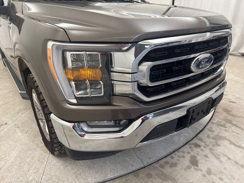 Used 2022 Ford F150 XLT w/ Equipment Group 302A High RWD image 18