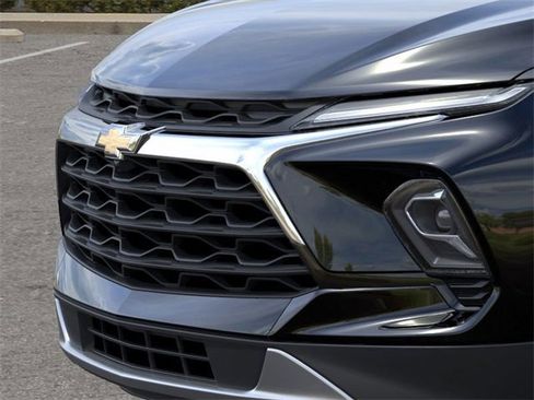 New 2026 Chevrolet Blazer LT image 13