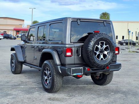 Used 2022 Jeep Wrangler Unlimited Rubicon w/ Cold Weather Group image 5