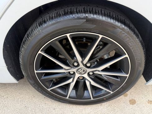 Used 2023 Toyota Camry SE w/ Cold Weather Package image 28