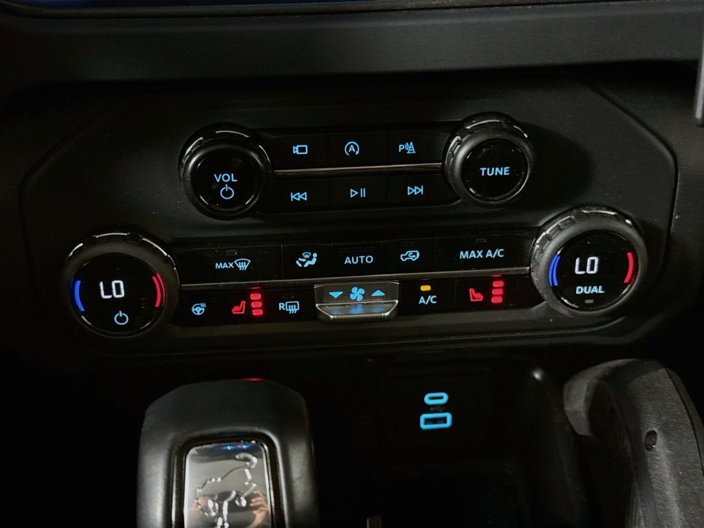 Used 2025 Ford Bronco Raptor AWD/4WD image 16