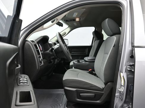 Used 2022 RAM 1500 Tradesman w/ Chrome Plus Package RWD image 9