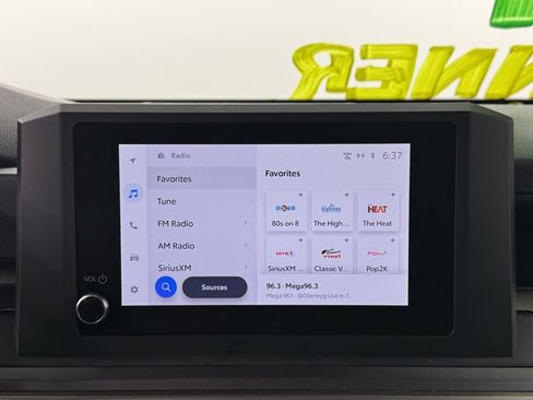 Used 2025 Toyota 4Runner SR5 image 27