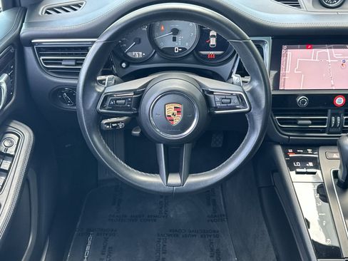 Certified 2023 Porsche Macan S AWD/4WD image 19