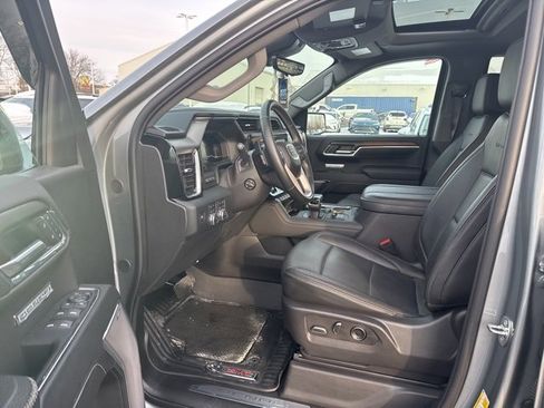 Used 2024 GMC Sierra 1500 Denali w/ Denali Reserve Package image 2