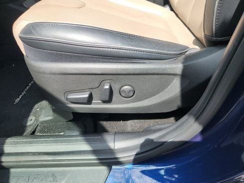 Used 2022 Hyundai Santa Fe SEL w/ Convenience + Premium Package FWD image 6