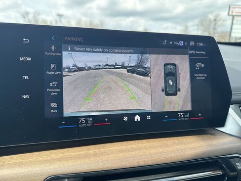 Used 2025 BMW X1 xDrive28i w/ Technology Package image 20