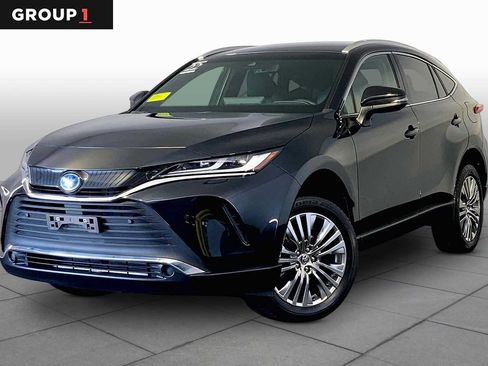 Used 2022 Toyota Venza XLE AWD/4WD image 1