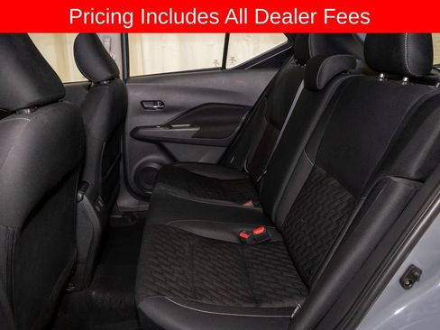 Used 2021 Nissan Kicks SV FWD image 8