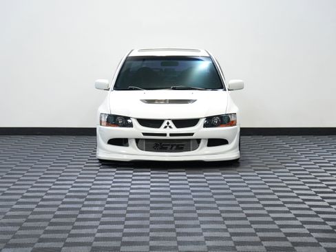 Used 2003 Mitsubishi Lancer Evolution image 4