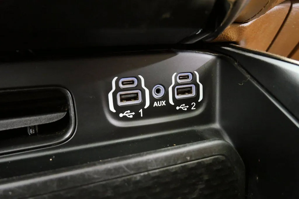 Used 2022 RAM 3500 Limited AWD/4WD image 29
