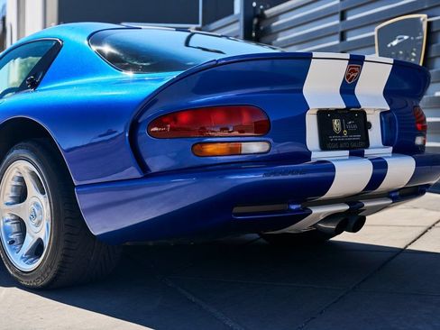 Used 1996 Dodge Viper GTS RWD image 21