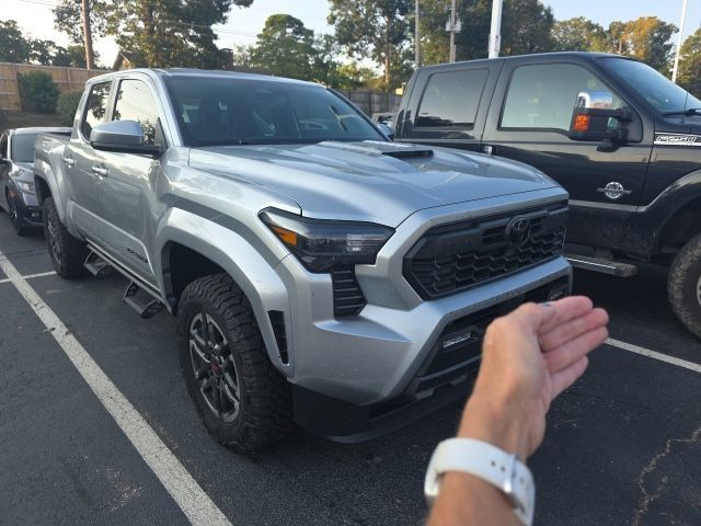 Certified 2026 Toyota Tacoma TRD Sport AWD/4WD image 3