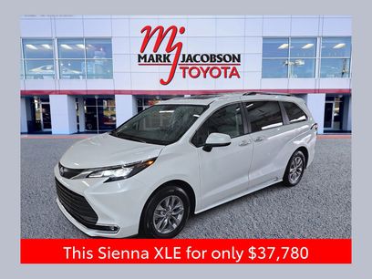 Used 2024 Toyota Sienna XLE