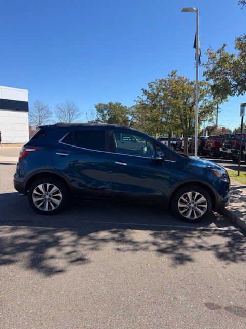Used 2019 Buick Encore Preferred AWD/4WD image 4