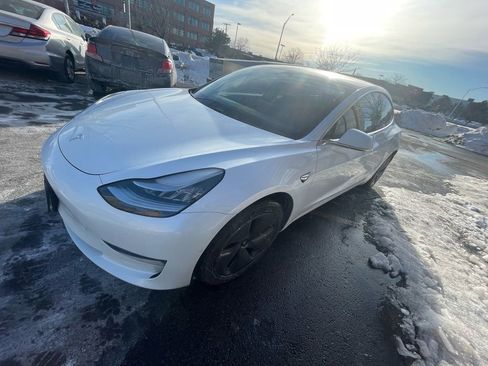 Used 2019 Tesla Model 3 image 5