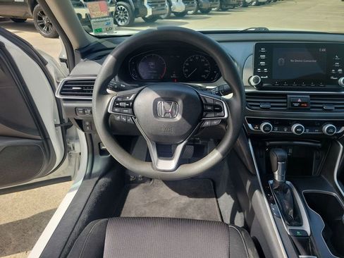 Used 2018 Honda Accord LX image 20