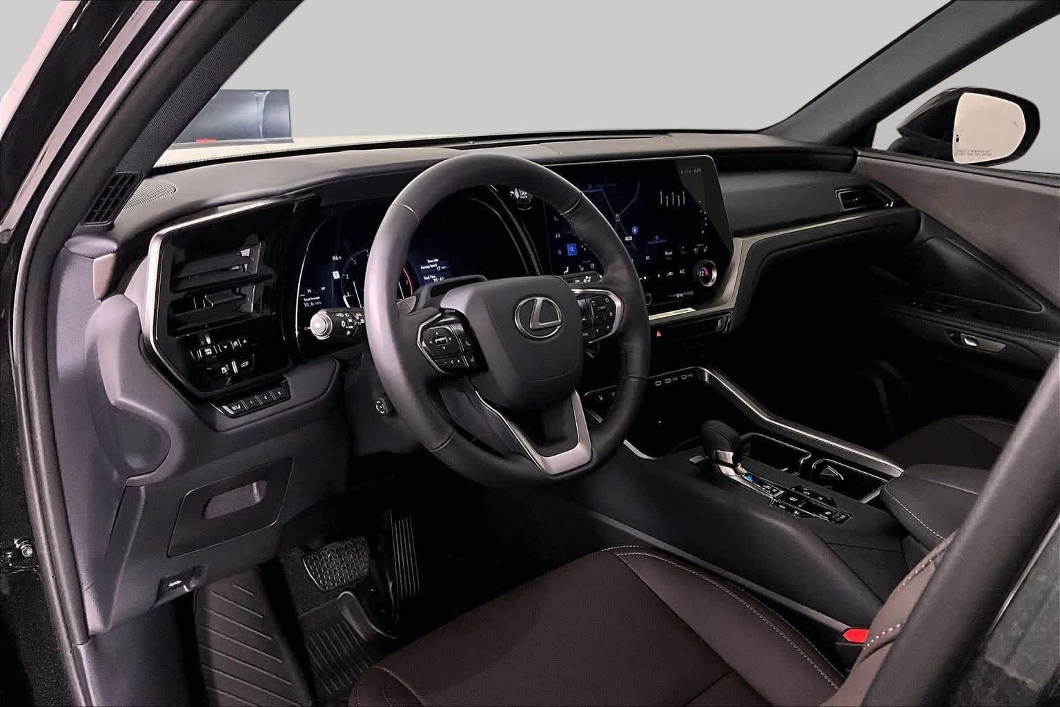 Used 2026 Lexus TX 350 AWD w/ Technology Package image 16