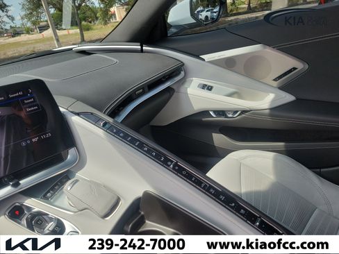 Used 2022 Chevrolet Corvette Stingray Preferred Conv w/ Z51 Performance Package RWD image 20
