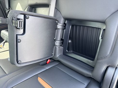 New 2026 GMC Sierra 3500 AT4 w/ AT4 Premium Plus Package AWD/4WD image 21