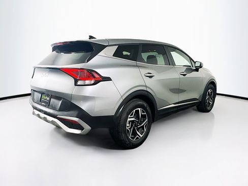 Used 2025 Kia Sportage LX image 9