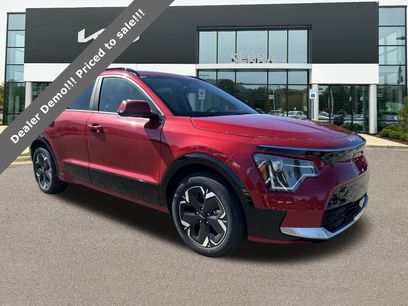 New 2024 Kia Niro Wind