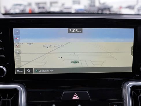 Certified 2022 Kia Sorento SX image 27