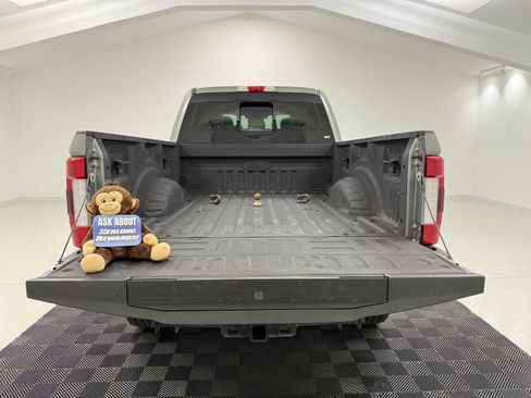 Used 2019 Ford F250 Lariat w/ Lariat Ultimate Package image 9