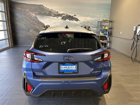 Used 2025 Subaru Crosstrek 2.0i Premium image 5