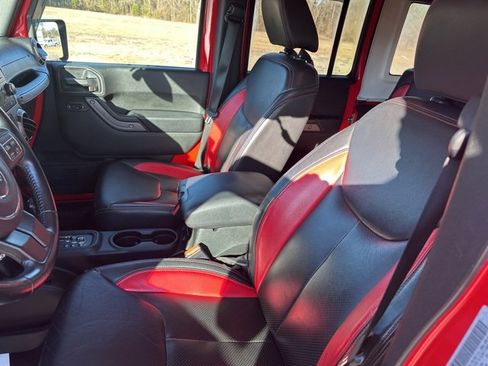 Used 2018 Jeep Wrangler Unlimited Sport S image 5