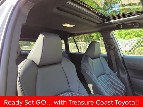 Certified 2023 Toyota Corolla Cross AWD Hybrid w/ Convenience Package image 16