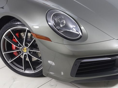 Used 2021 Porsche 911 Carrera S w/ Sport Package RWD image 23