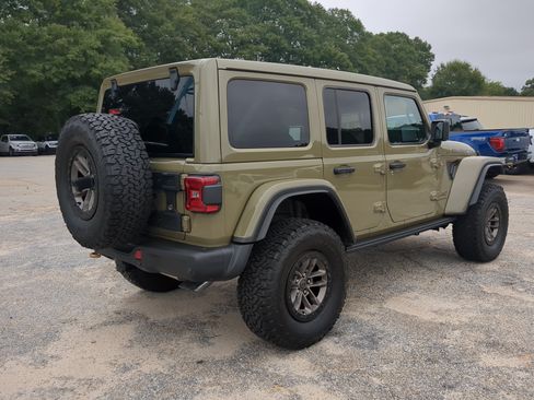 Used 2025 Jeep Wrangler Unlimited Rubicon 392 AWD/4WD image 3