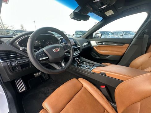 Used 2020 Cadillac CT5 V w/ Platinum Package image 10