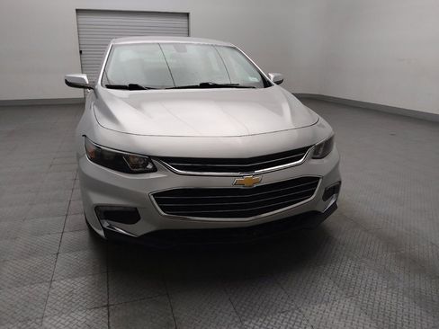 Used 2018 Chevrolet Malibu LT w/ Leather Package FWD image 14