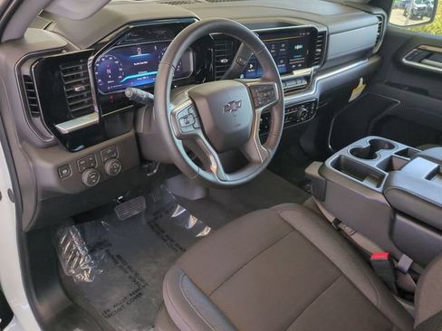 Certified 2026 Chevrolet Silverado 1500 RST AWD/4WD image 11
